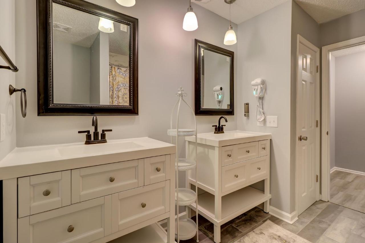 #111 Elaborate Condo Ideal Location 2Brm/2 Parking Hilton Head Island Εξωτερικό φωτογραφία