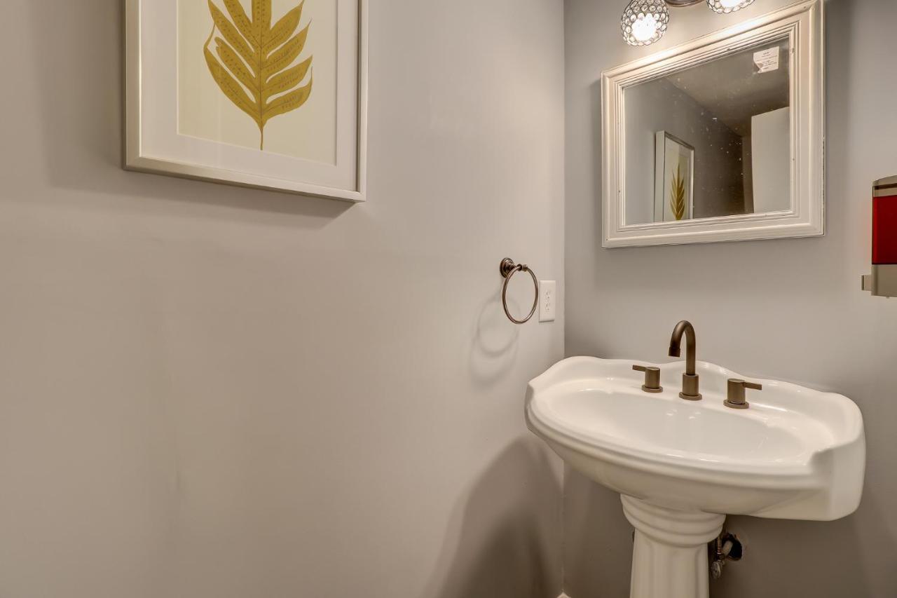 #111 Elaborate Condo Ideal Location 2Brm/2 Parking Hilton Head Island Εξωτερικό φωτογραφία