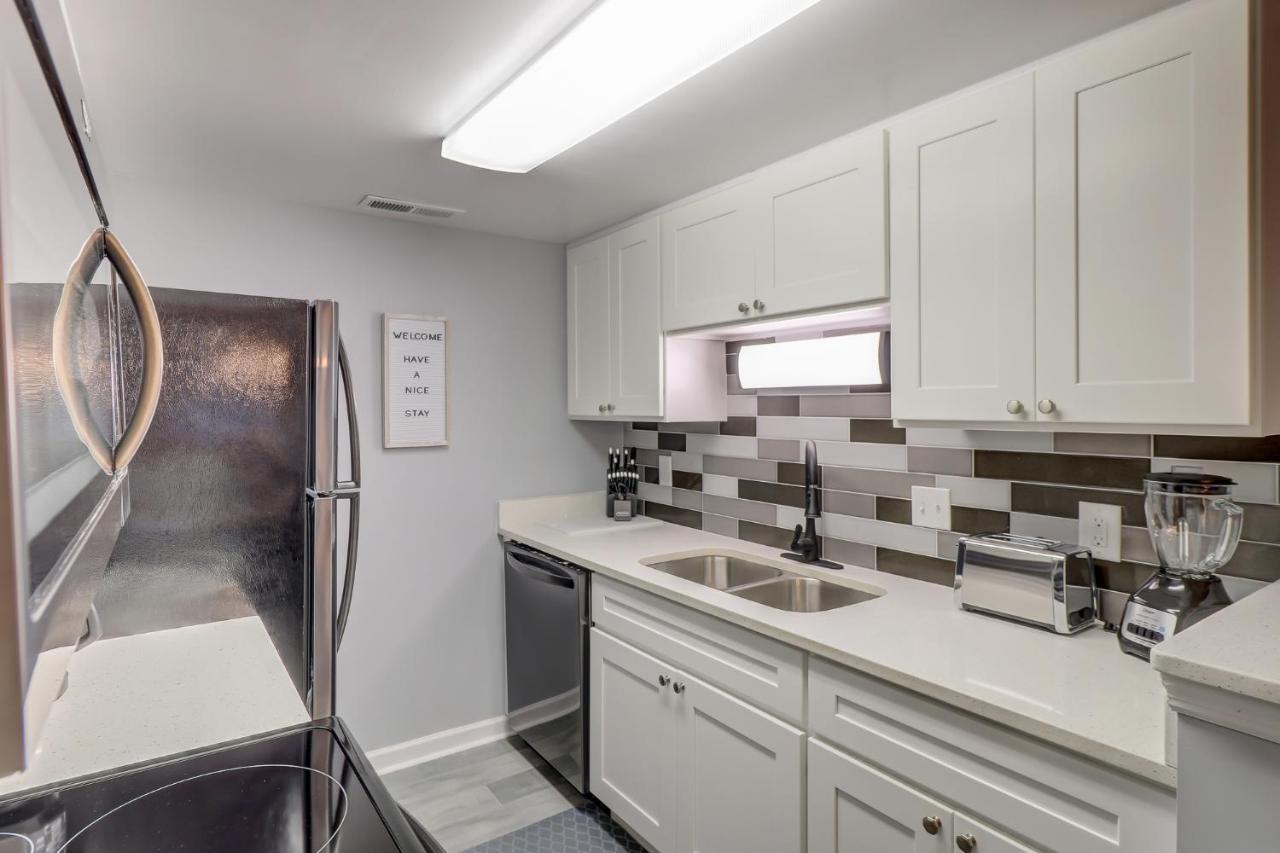 #111 Elaborate Condo Ideal Location 2Brm/2 Parking Hilton Head Island Εξωτερικό φωτογραφία
