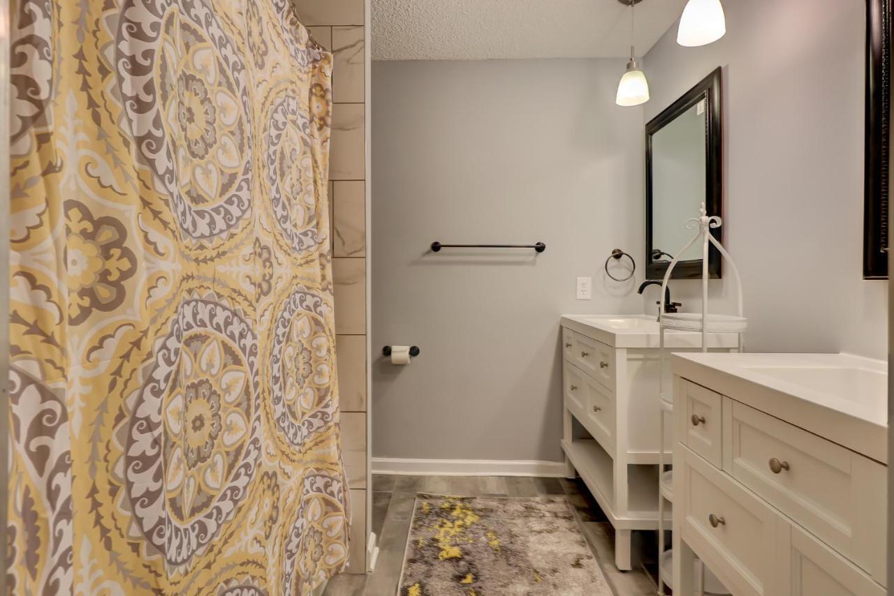 #111 Elaborate Condo Ideal Location 2Brm/2 Parking Hilton Head Island Εξωτερικό φωτογραφία