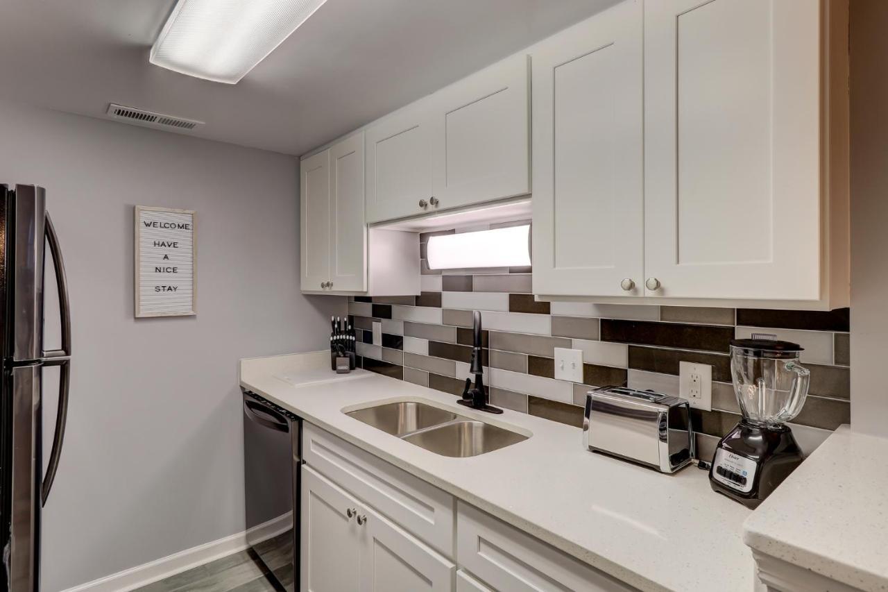 #111 Elaborate Condo Ideal Location 2Brm/2 Parking Hilton Head Island Εξωτερικό φωτογραφία